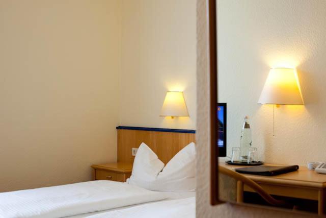 Sporthotel Malchow Hotel Garni Hp Ist Moeglich Extérieur photo